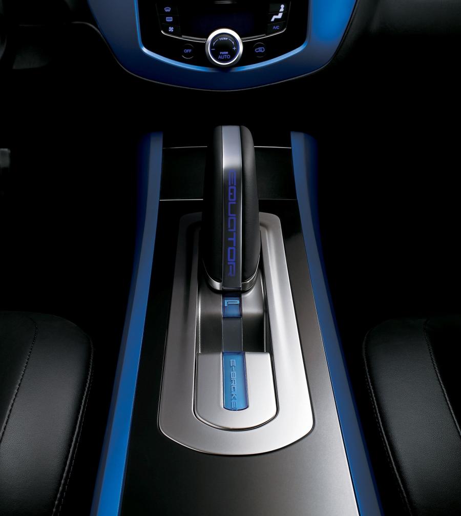Детали интерьера Ford Equator Concept 2005 года  (фото 16 из 16)